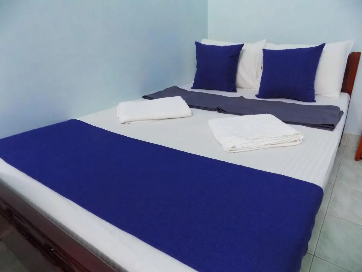 Coco Home Negombo 0*,
